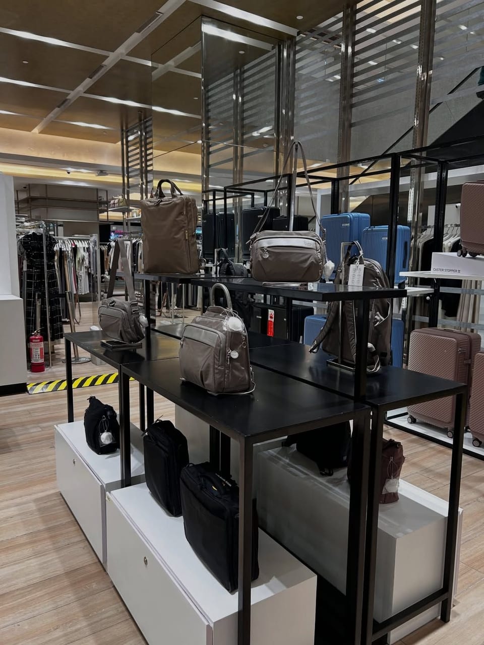 ace first-ever store other bag styles